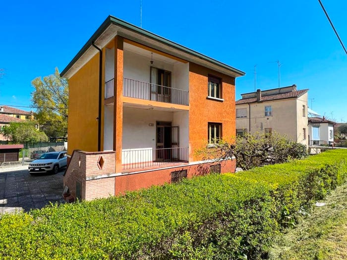 Casa con 6 locali in vendita in Via Nazionale Sud, Consandolo, Argenta