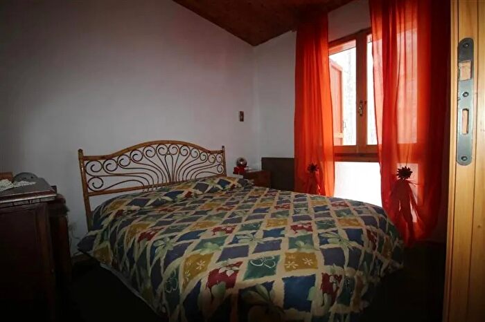 Appartamento quadrilocale in vendita in Via Bar Alpino, Fiumalbo
