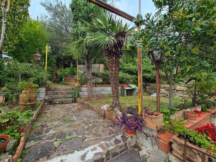Casa con 6 locali in vendita in Via del Sole, Pratolino, Vaglia