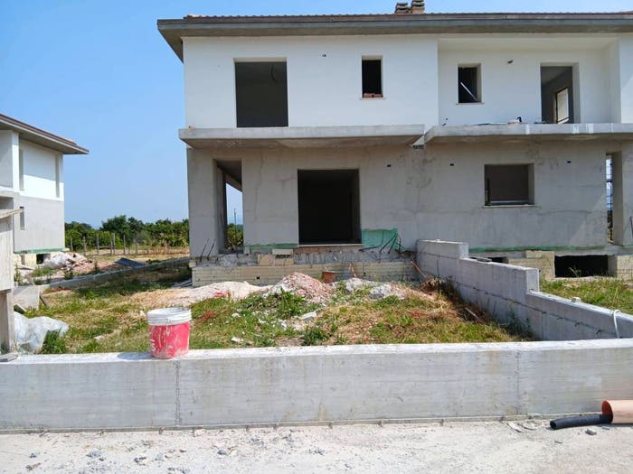Casa con 6 locali in vendita in Via Guido Tarlati, Catona, Arezzo