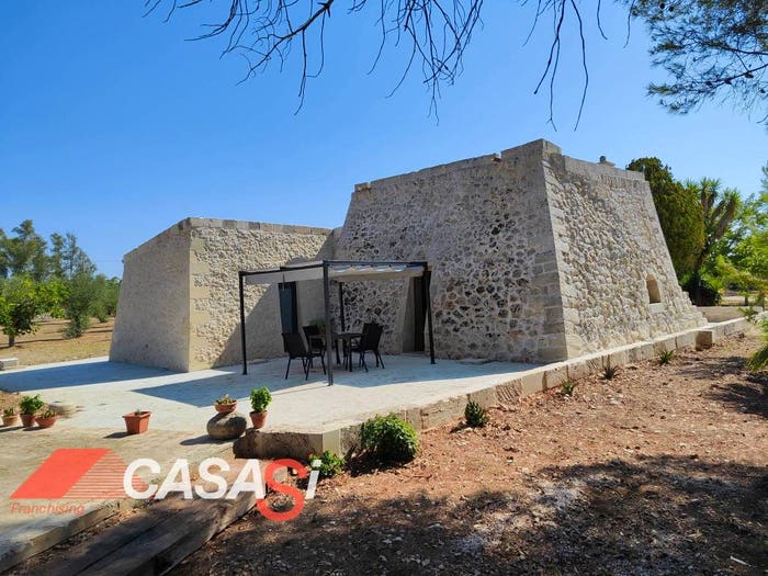 Casa trilocale in vendita in Strada Vicinale Palagiani, Carpignano Salentino