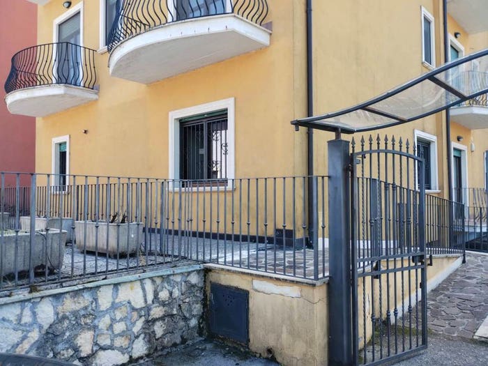 Appartamento bilocale in vendita in Via delle Ginestre, Centro, Avezzano