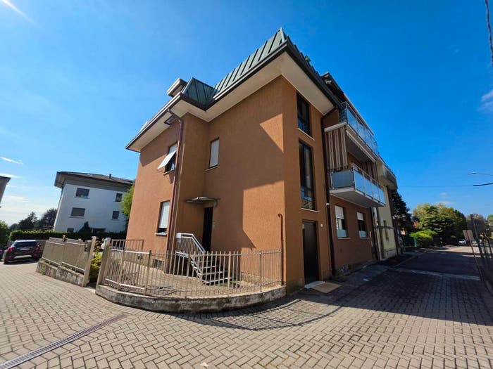 Appartamento quadrilocale in vendita in Via Piave, Centro, Figino Serenza