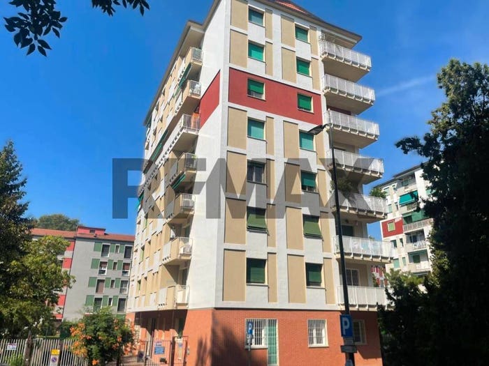 Appartamento trilocale in vendita in Via Gaetano Salvemini, Comasina, Milano