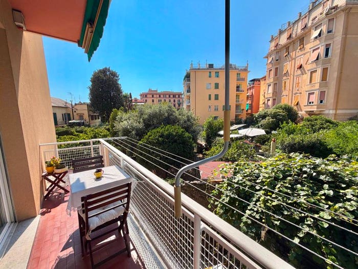 Appartamento trilocale in vendita in Via Multedo di Pegli, Multedo, Genova
