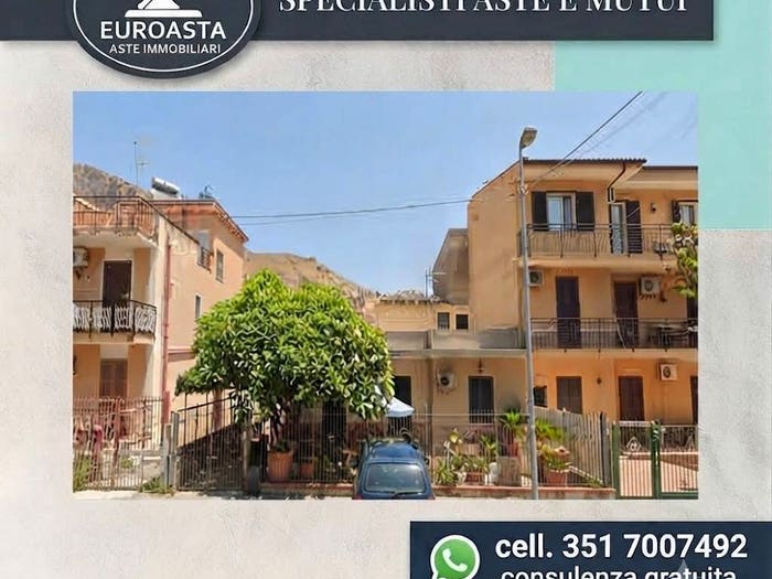 Appartamento con 5 locali in vendita in Via Giuseppe Silvestri, Tommaso Natale, Palermo
