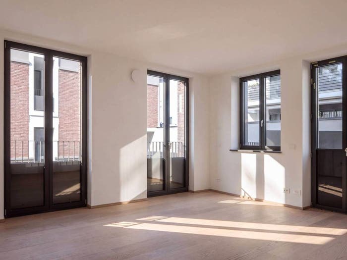 Appartamento trilocale in vendita in Via Savona, Giambellino, Milano