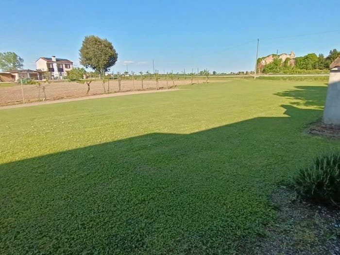 Casa con 5 locali in vendita in Pincara