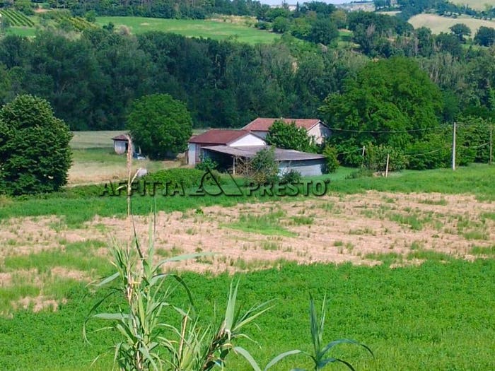 Casa con 6 locali in vendita in STRADA SAN COLOMBANO CASTELNUOVO, San Colombano, Meldola