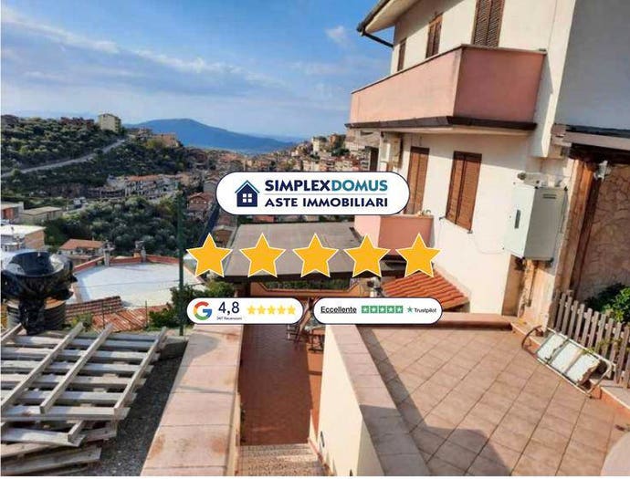 Casa con 6 locali in vendita in Viale S Rocco, Maenza