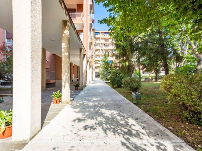 Appartamento trilocale in vendita in Viale Giovanni Suzzani, Bignami Ponale, Milano