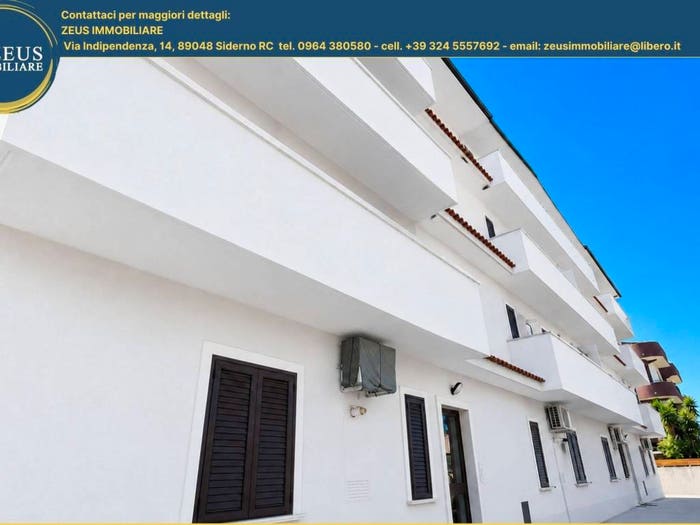 Appartamento trilocale in vendita in Caulonia