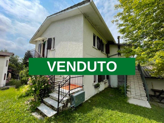 Appartamento trilocale in vendita in PIAZZA GENERAL CANTORE, Ferrara di Monte Baldo