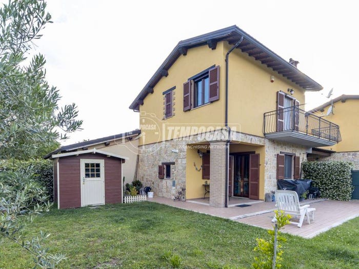 Casa trilocale in vendita in Villanova, Marsciano