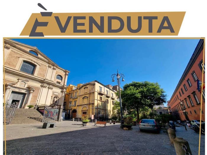 Appartamento monolocale in vendita in Largo Donnaregina, Tribunali, Napoli