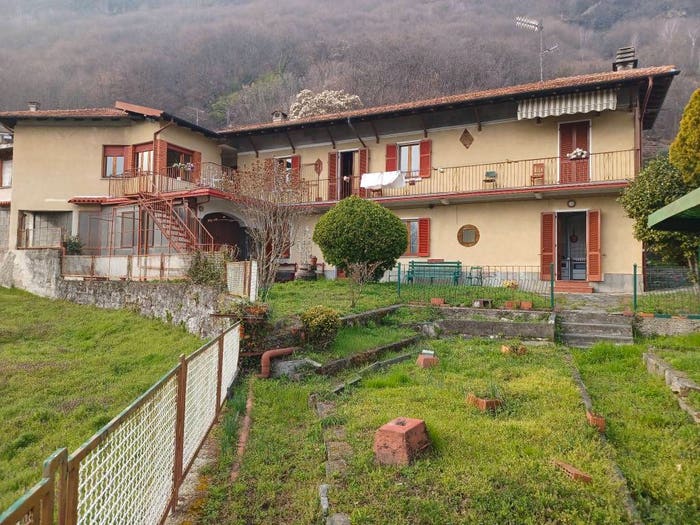 Casa con 6 locali in vendita in Vicolo Codovico, Centro, Omegna