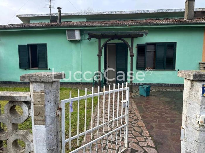 Casa quadrilocale in vendita in Centro, Barga