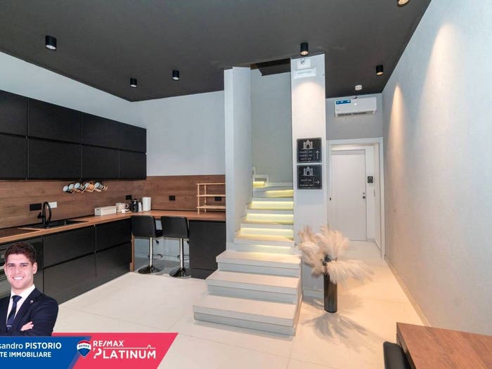 Casa con 6 locali in vendita in Via Fiumara, Palestro, Catania