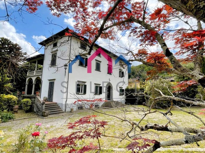 Casa con 6 locali in vendita in Centro, Bagni di Lucca
