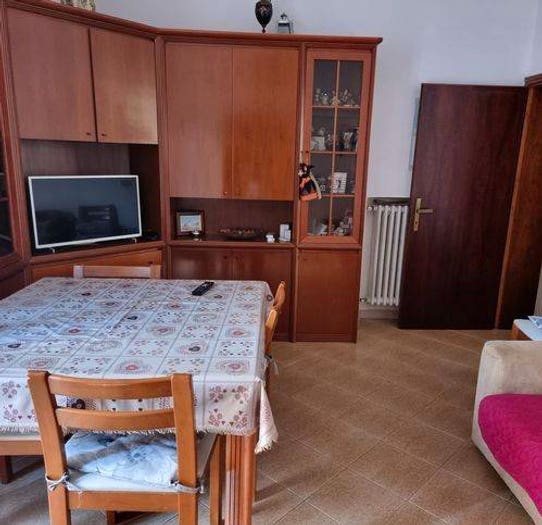 Casa quadrilocale in vendita in Passeggi Don Gentili, Fano