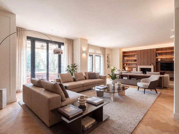 Appartamento con 6 locali in vendita in Via Palatino, San Siro, Milano
