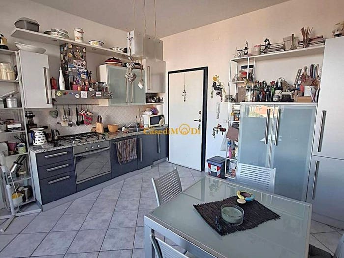 Appartamento bilocale in vendita in Via Paolo Lilla, Zola Galilei, Livorno