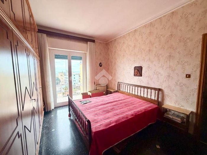 Appartamento bilocale in vendita in Via coronata, Cornigliano, Genova