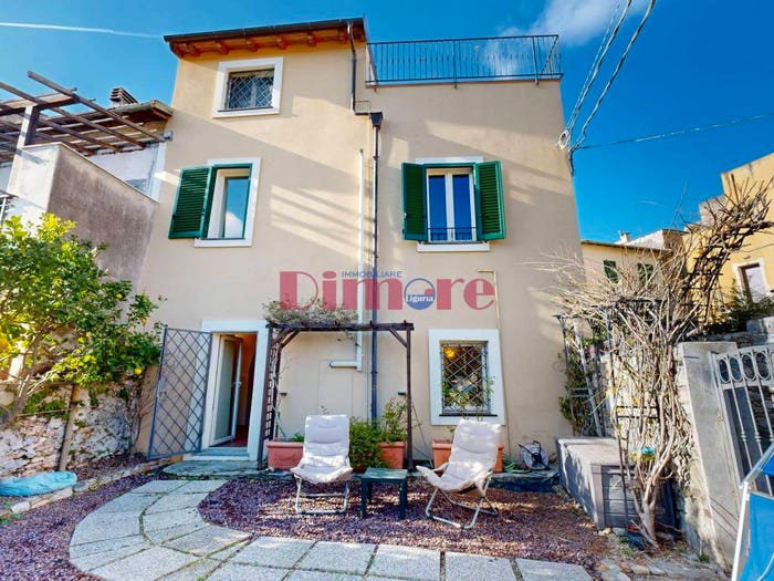 Casa con 6 locali in vendita in Via Poggio, Centro, Tovo San Giacomo