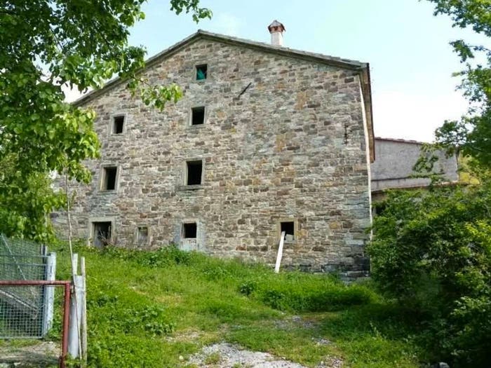 Casa con 6 locali in vendita in Badia Tedalda