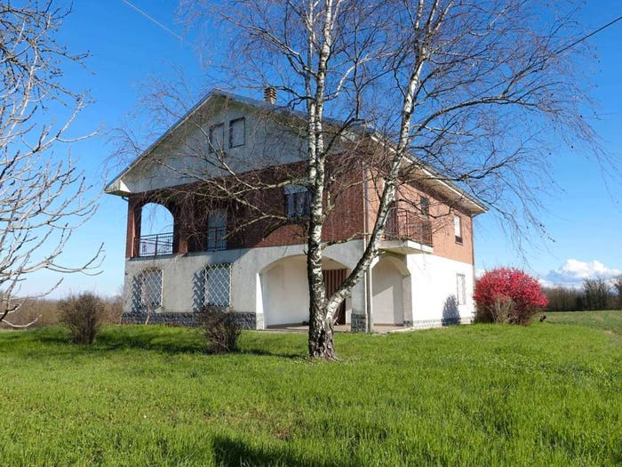 Casa con 5 locali in vendita in Regione Valdelcerro, Incisa Scapaccino
