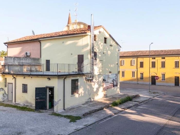 Appartamento bilocale in vendita in Via Roma, Montanara, Curtatone