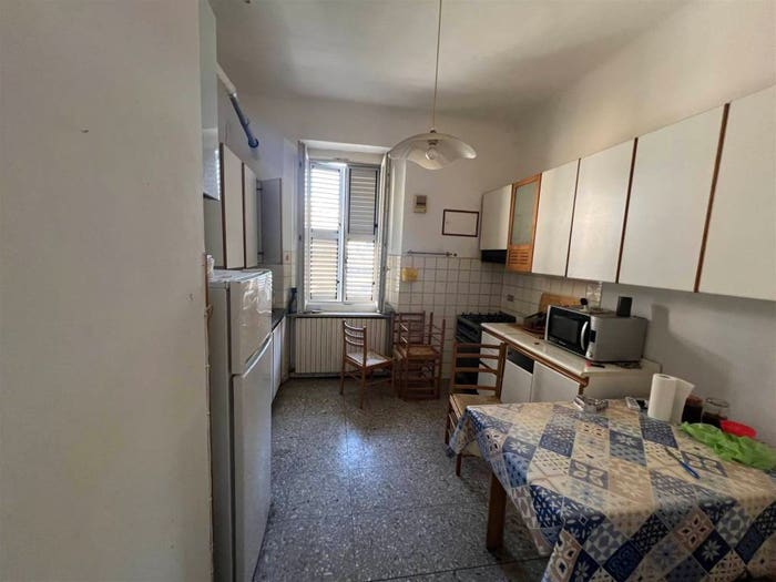 Appartamento trilocale in vendita in Stazione, Ancona