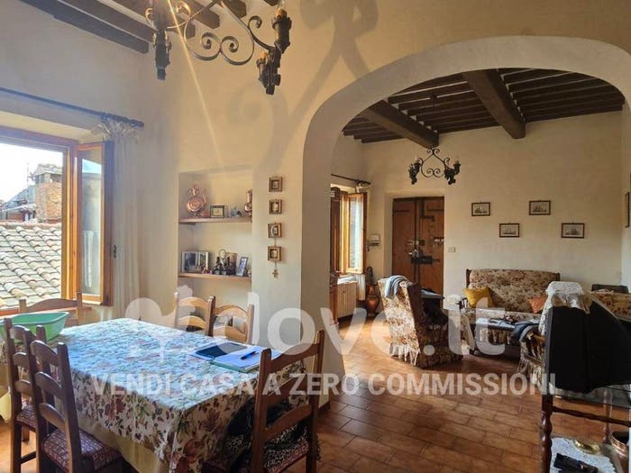 Appartamento trilocale in vendita in Via Arunte, Centro, Chiusi