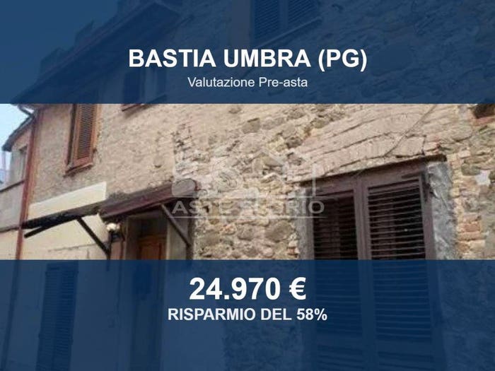 Appartamento con 6 locali in vendita in Via Santa Lucia, Bastia, Bastia Umbra