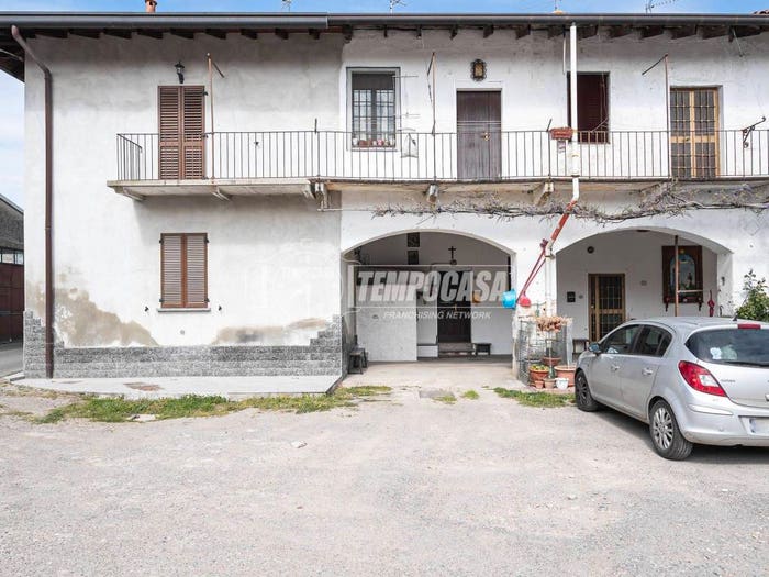 Appartamento bilocale in vendita in Via Monte Rosa, Centro, Giussano