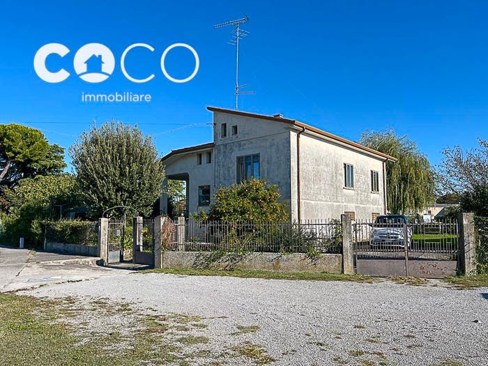 Casa quadrilocale in vendita in Strada della Grappetta, Centro, Staranzano