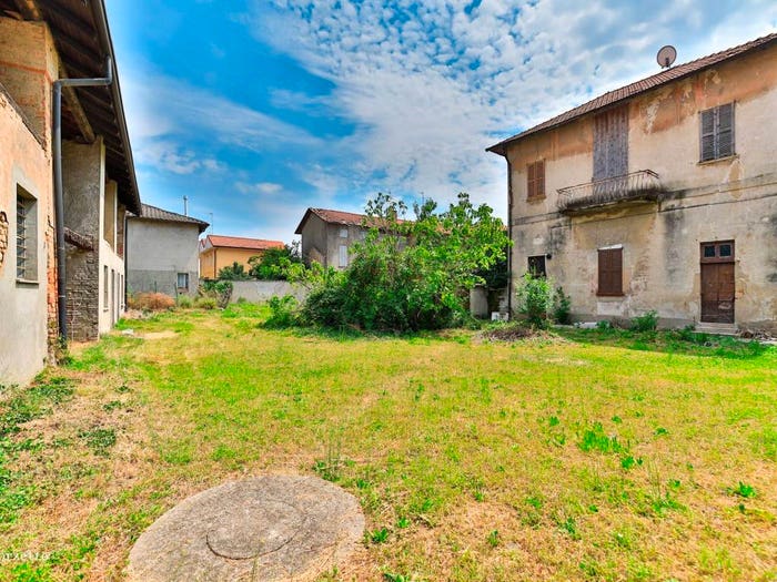 Casa con 6 locali in vendita in Via Ponti Paolo Pietro, Centro, Bernareggio