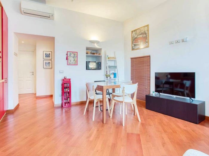 Appartamento trilocale in vendita in Via Maestri Campionesi, Cadore, Milano