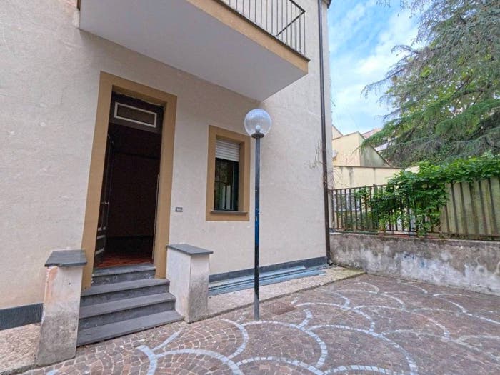 Appartamento con 5 locali in vendita in corso Giannone, Centro Storico Corso Trieste, Caserta