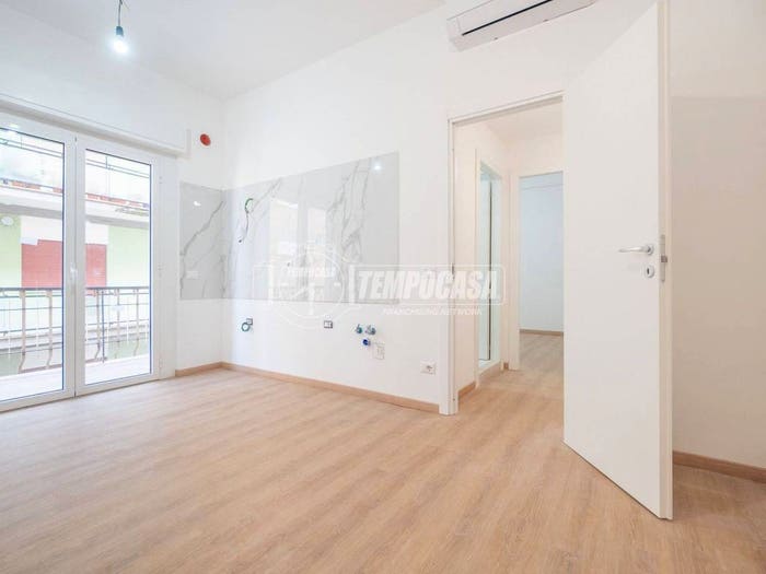 Appartamento bilocale in vendita in Via Taranto, Centro, Ladispoli