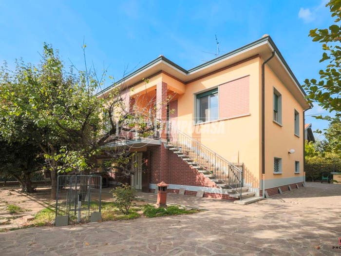 Casa con 6 locali in vendita in Via Adelio Cavazza, Mezzolara, Budrio