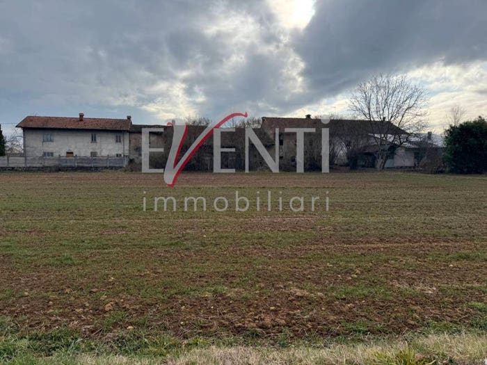 Casa con 5 locali in vendita in VIA MARTINI, Piscina