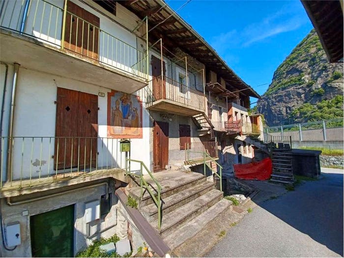 Case in Vendita e in Affitto - 2