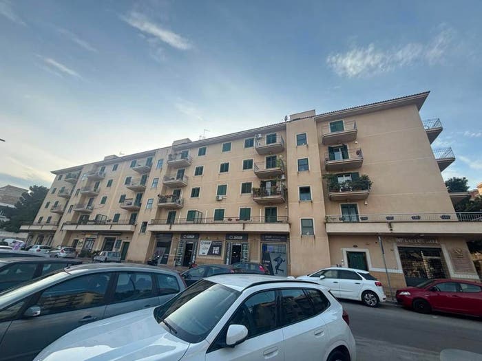 Appartamento quadrilocale in vendita in Via Alcide De Gasperi, Centro, Bagheria