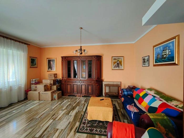 Appartamento con 5 locali in vendita in Castelvecchio, Imperia