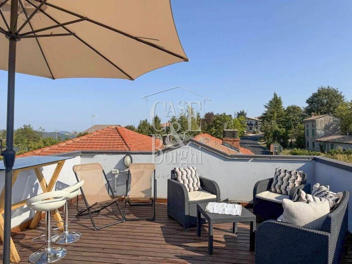Casa con 5 locali in vendita in Località Bivio Carmine, Colli Verdi