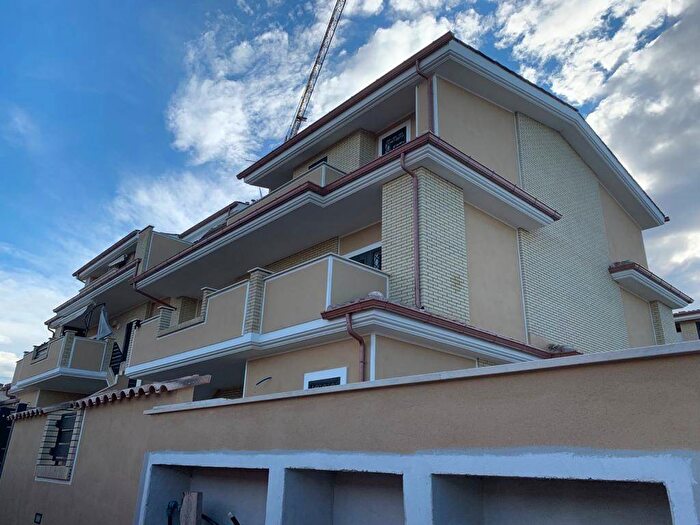 Casa trilocale in vendita in Via Mar Caspio, Torvaianica Alta, Pomezia