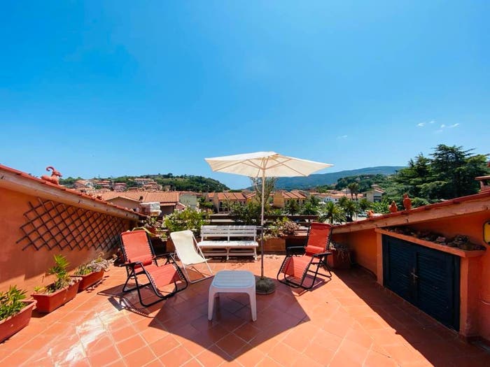 Appartamento trilocale in vendita in Viale Europa, Porto Azzurro