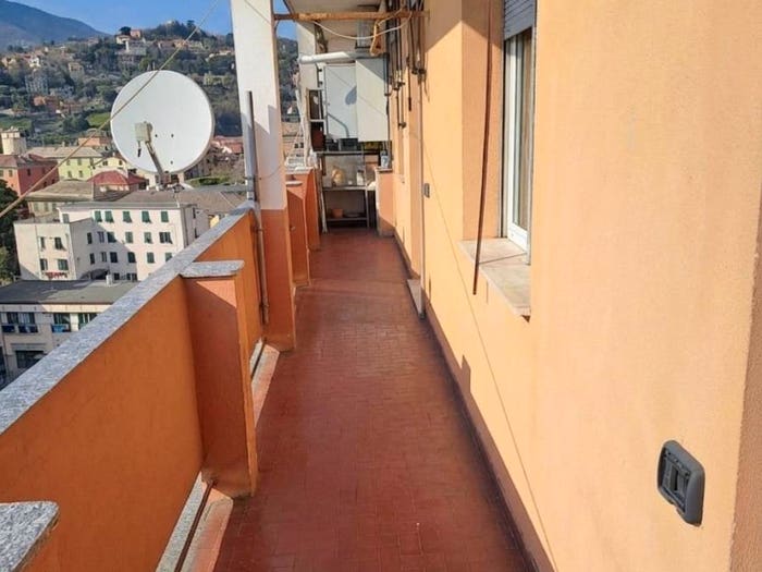 Appartamento bilocale in vendita in Via alla Costa di Teglia, Bolzaneto, Genova