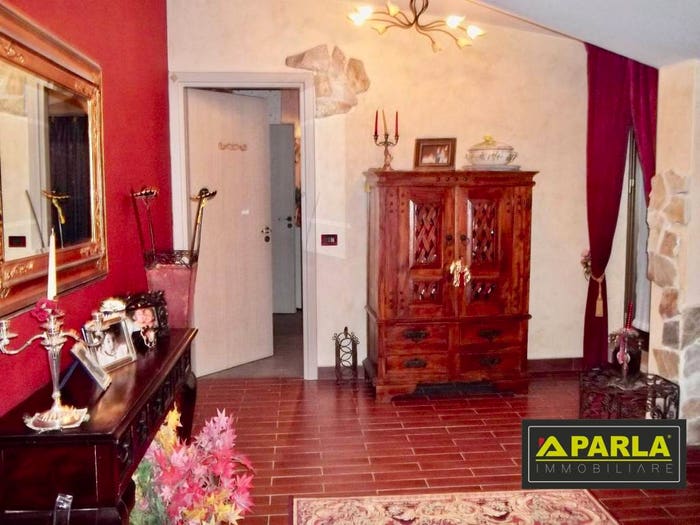 Casa con 5 locali in vendita in Viale Giudice Antonino Saetta, Canicattì